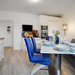 Katies - Zentral - 4 - 7 Personen - 2 Parken - Nintendo Switch - Disneyplus - E-kamin * Augusta