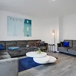 Katies - Zentral - 4 - 7 Personen - 2 Parken - Nintendo Switch - Disneyplus - E-kamin Appartamento Augusta