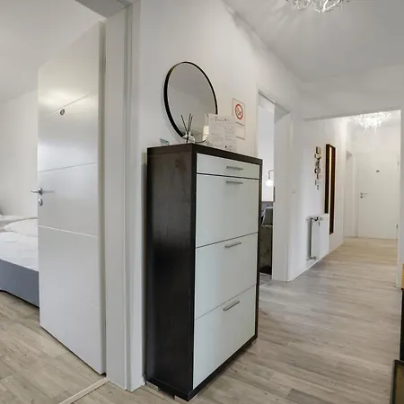Apartment Katies - Zentral - 4 - 7 Personen - 2 Parken - Nintendo Switch - Disneyplus - E-kamin