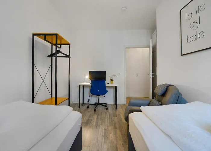 Katies - Zentral - 4 - 7 Personen - 2 Parken - Nintendo Switch - Disneyplus - E-kamin *